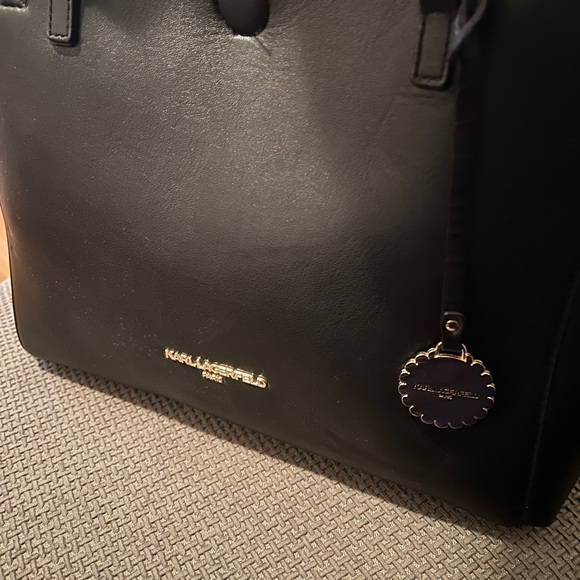 Magnetic Karl lagerfield black bag - Picture 2 of 4